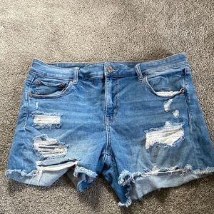 American eagle MIDI shorts